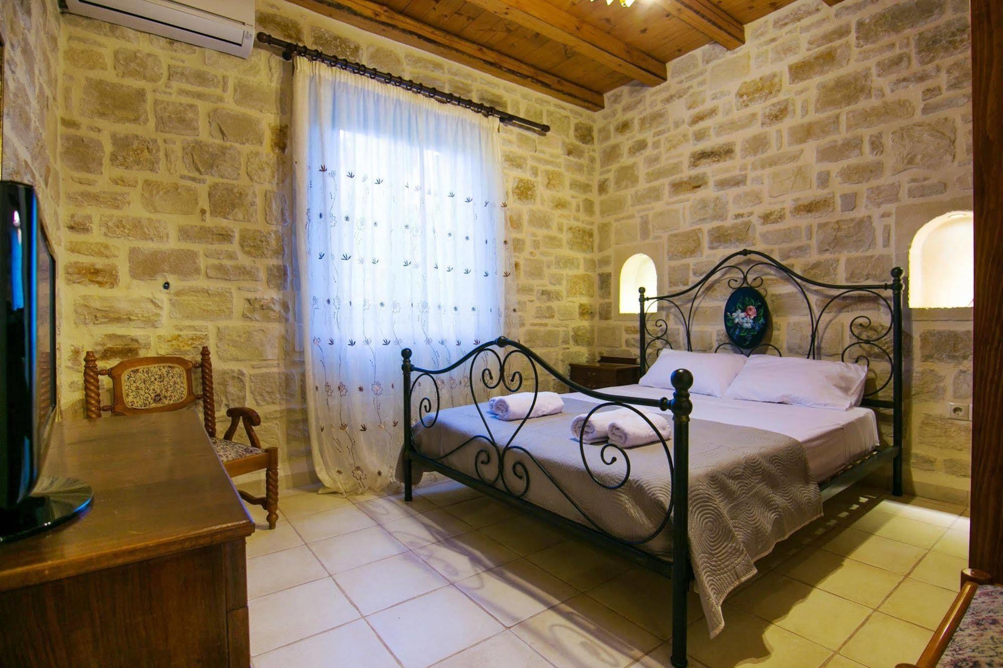 Villa Despina Prines  Екстер'єр фото